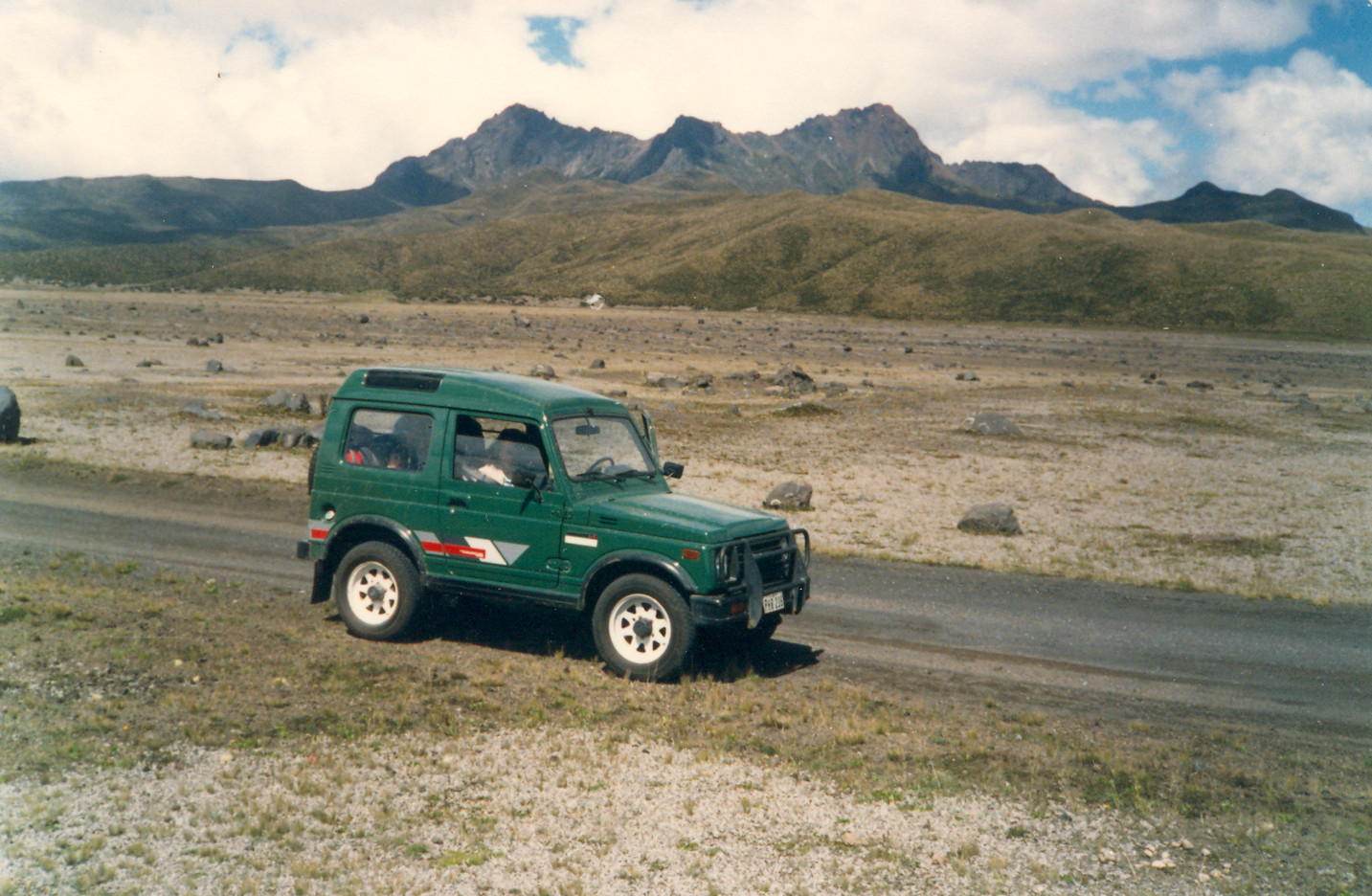 19881224 3 parque Nacional Cotopaxi Ecuador.jpg