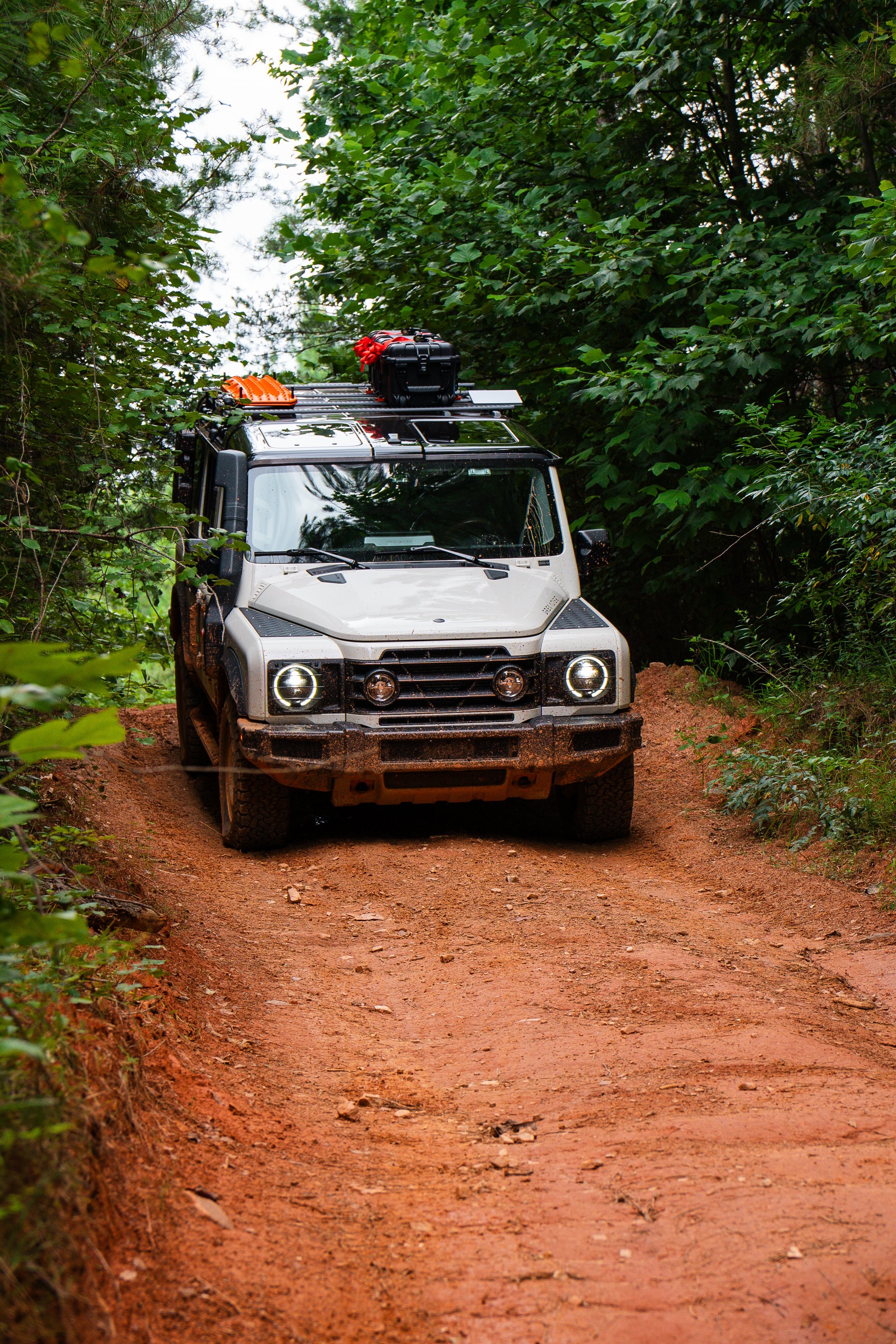 3 DVM_SocialMedia_RAW_08August_11RoofRailLoadedSetup_0033.jpg