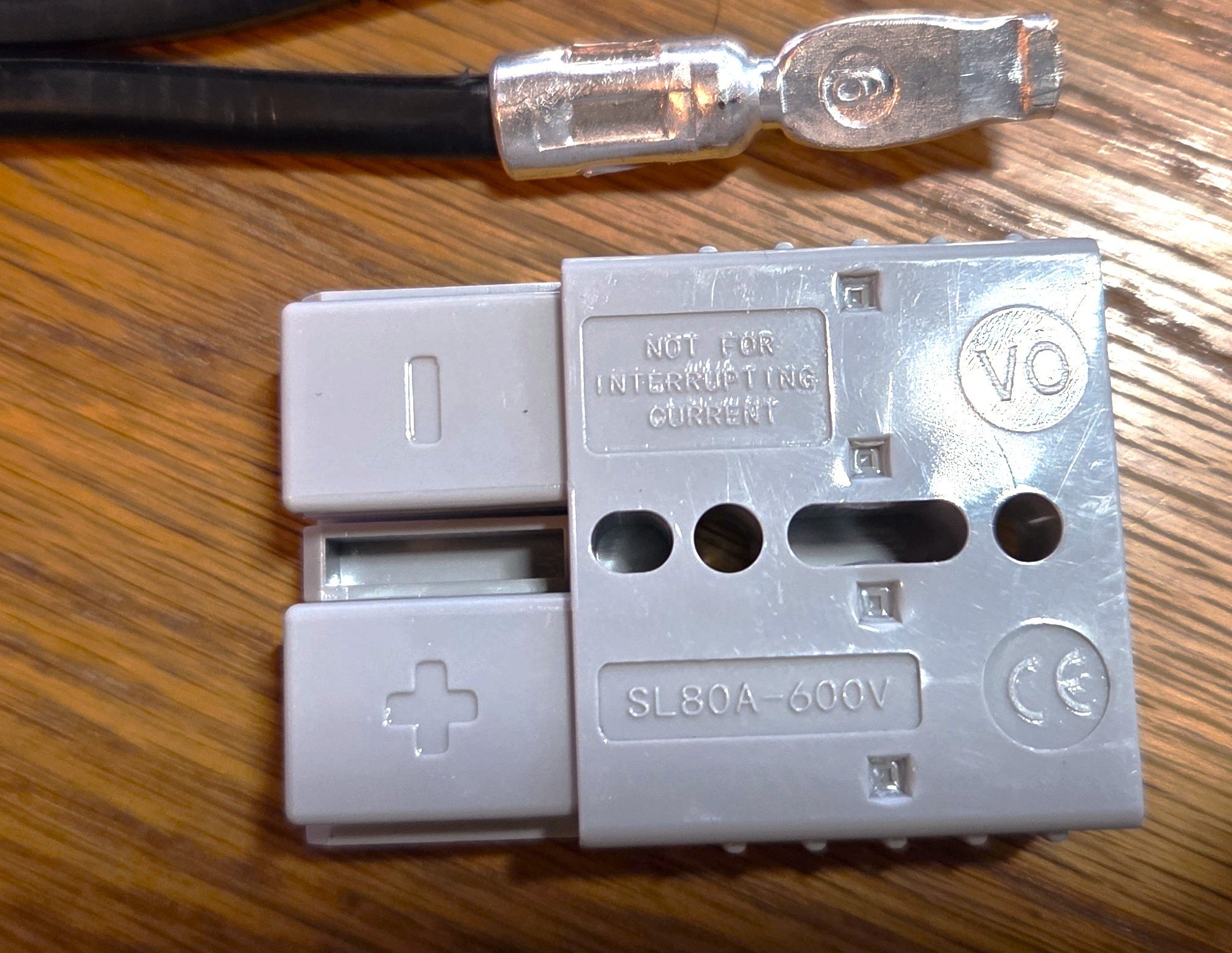 Anderson Plug on Compressor.jpg