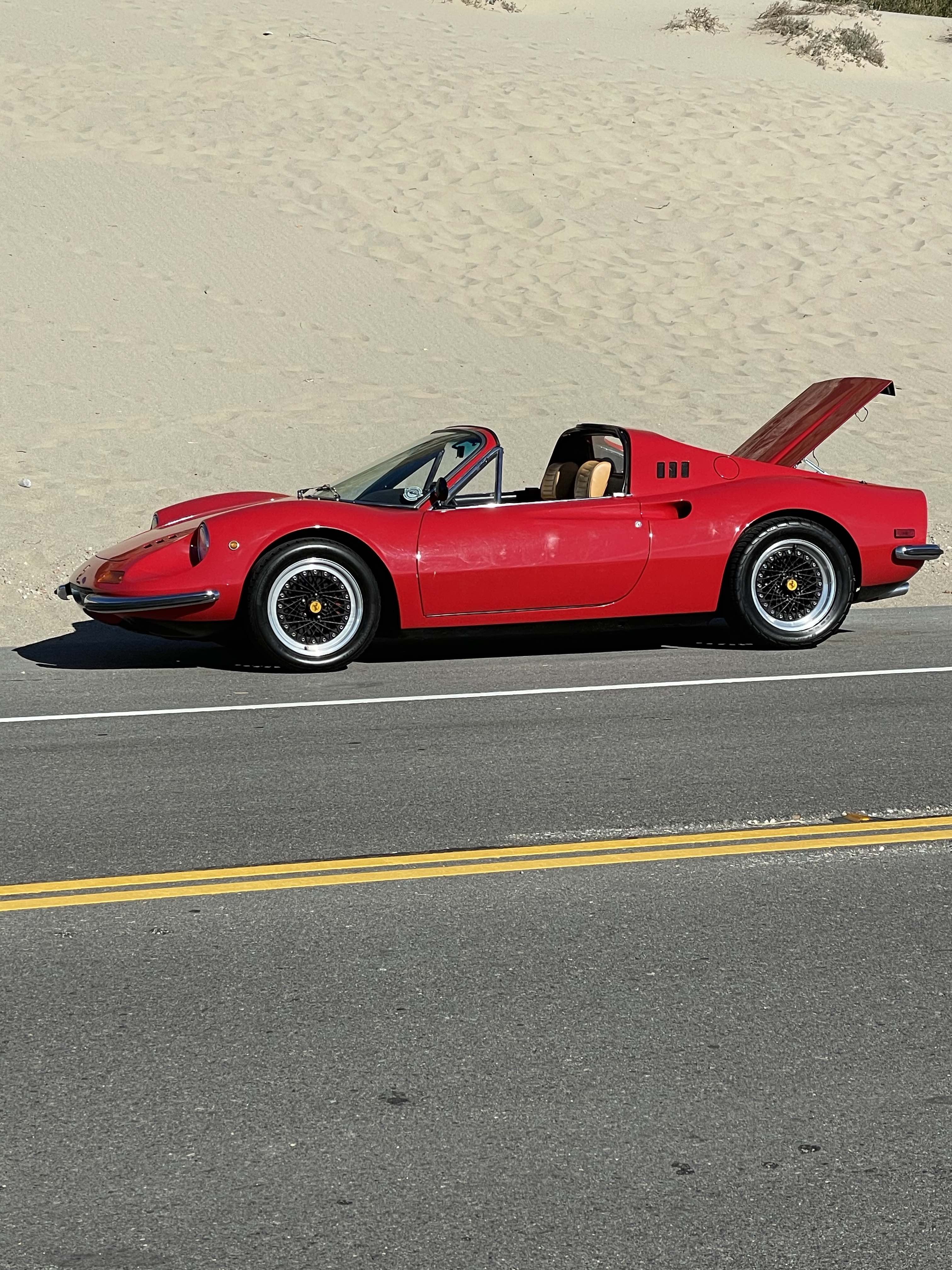 FERARI DINO.jpg