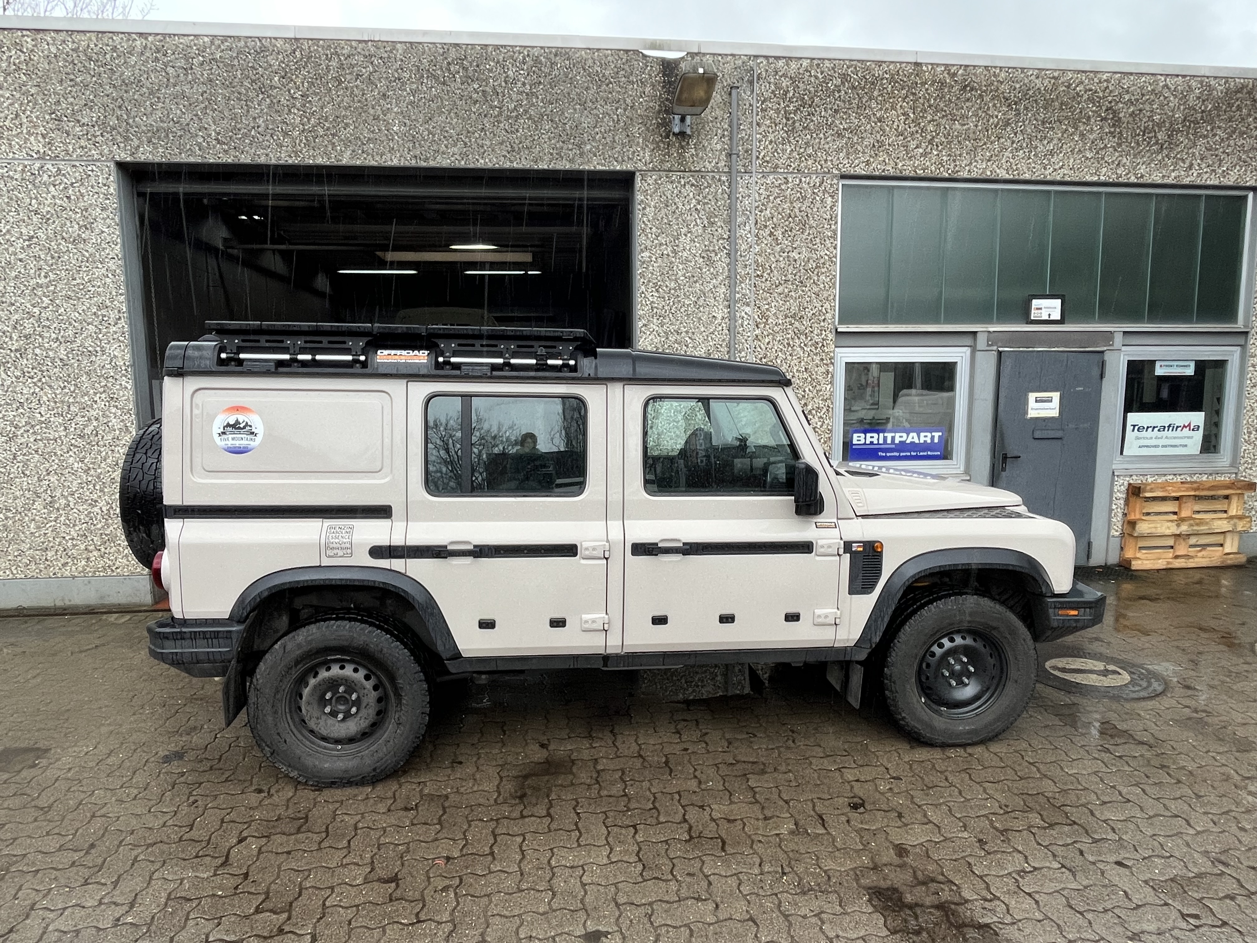 OT_FLATRACK_Grenadier_Ineos_Om_HH (18).jpg