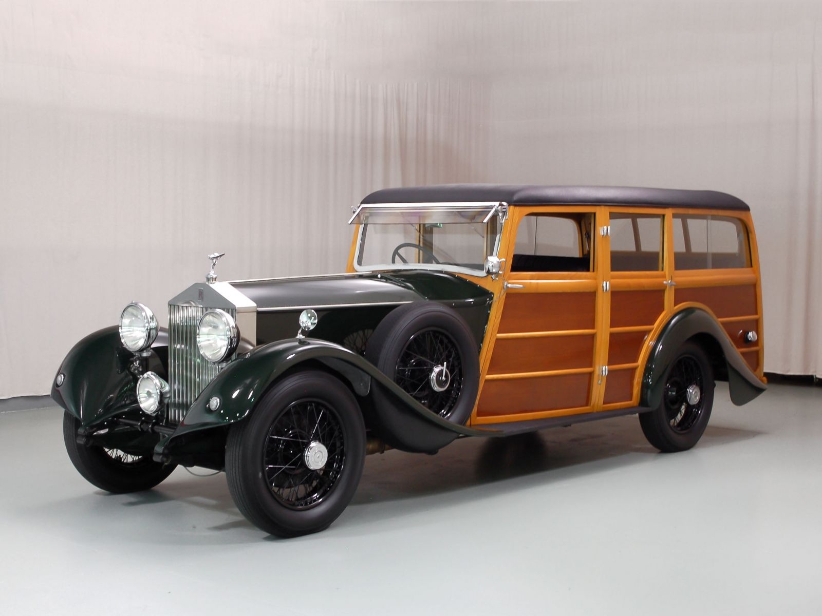 Rolls Royce Station Wagon.jpg