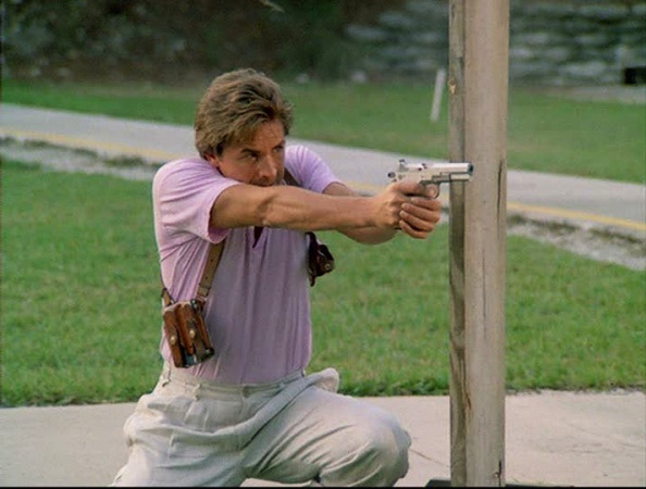 Sonny-Crocket-Miami-Vice_shoulder-holster.jpg