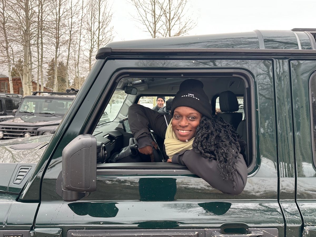 agirlsguidetocars.com